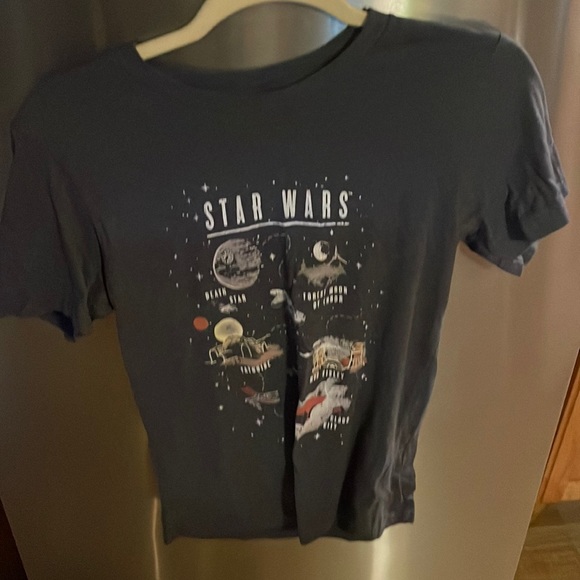 🚫SOLD🚫 Starwars T-shirt👽🪐 - Picture 4 of 10